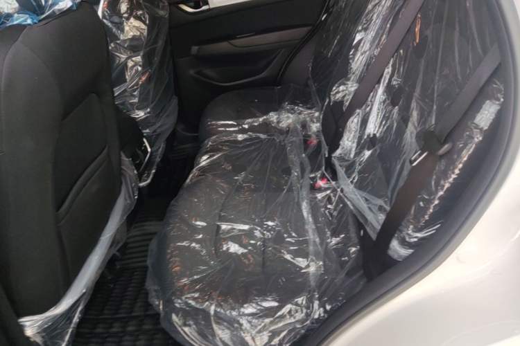 Used Mazda CX-5 2025 2.0L Automatic Two-Wheel Drive Comfort Version Left Rear Seat