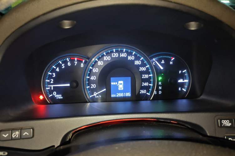 Used Toyota Crown 2012 2.5L Royal Leather Edition