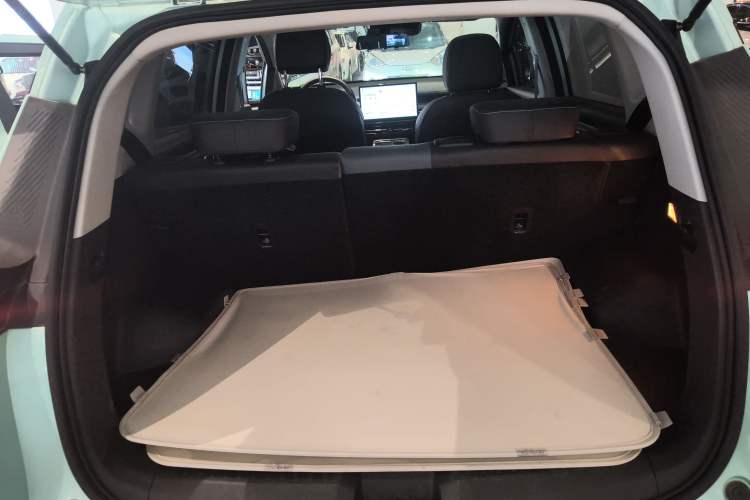 Used AION Y 2023 Younger Star Edition
