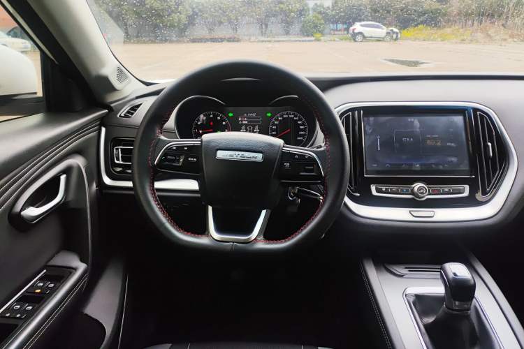 Used JETOUR X70M 2022 1.5T Manual Advanced Partner Version 5 Seats