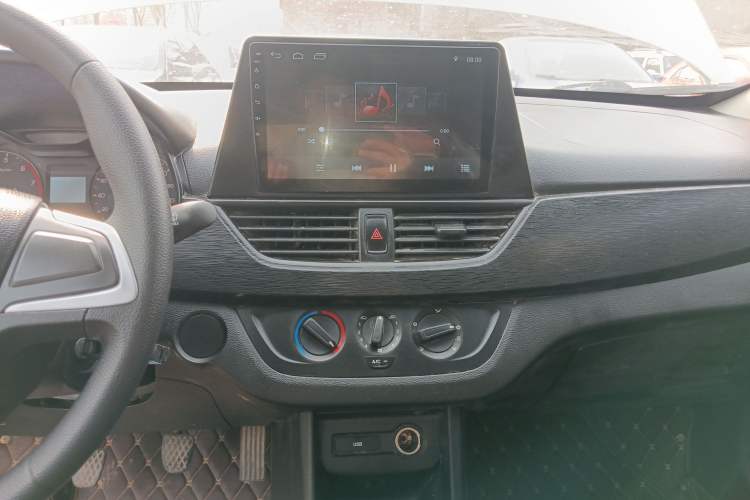 Used Baojun 310 2016 1.2L manual Comfort trim level
