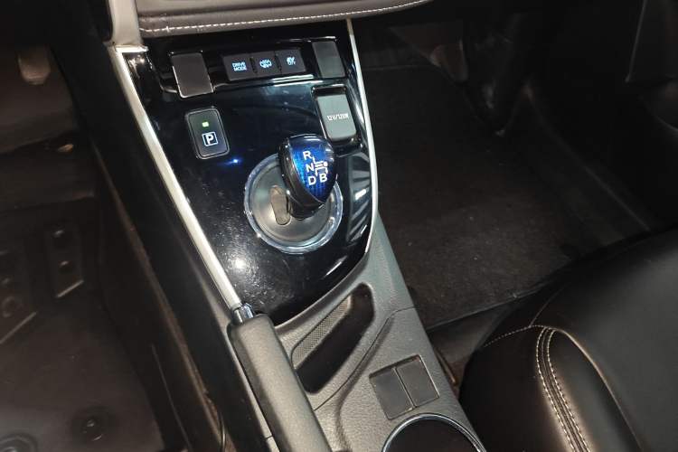 Used Toyota Corolla Hybrid E+ 2019 1.8L E-CVT Leading Edition Gear Lever