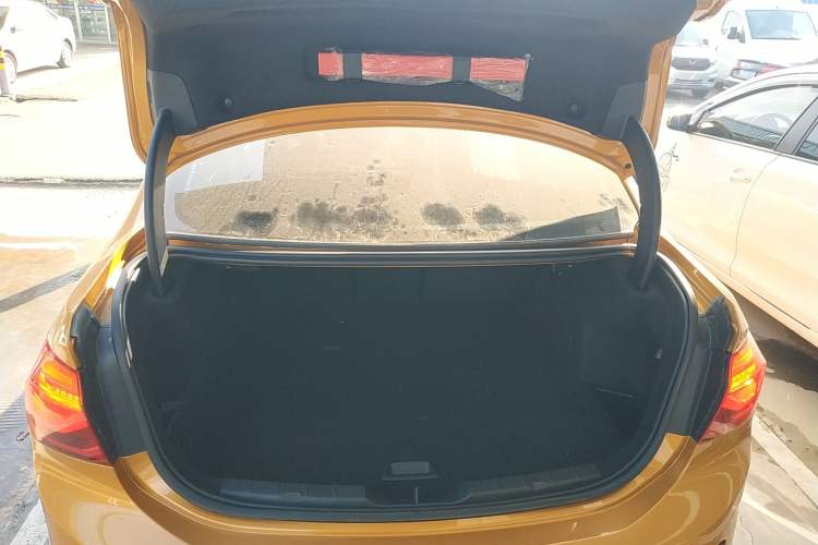 Used BMW 1 Series 2017 120i Design Package Model