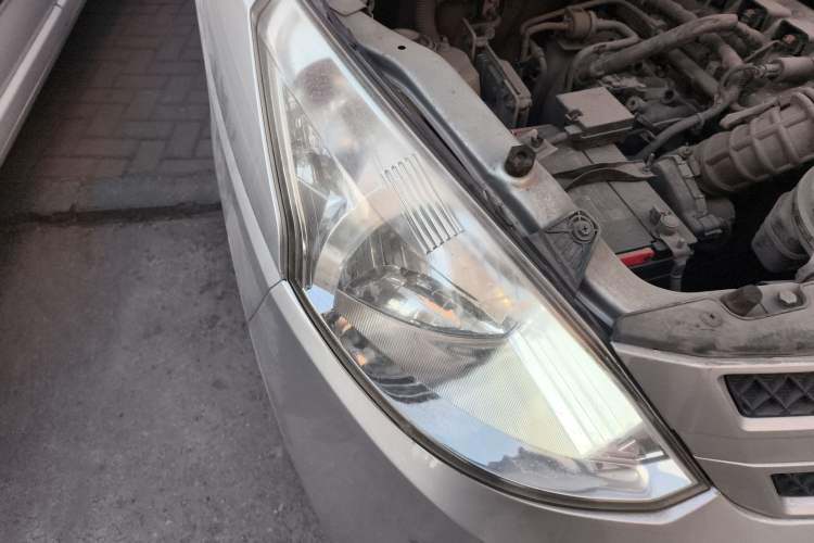 Used Wuling Rongguang V 2015 1.5L Base Version