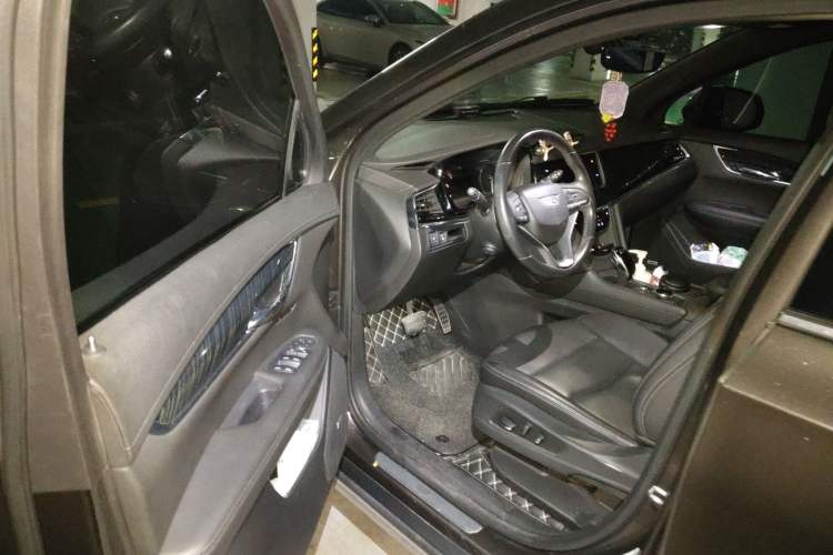 Used Cadillac XT6 2020 28T Six-Seater Luxury Version