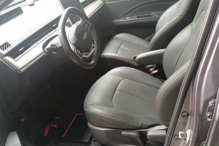 Used NETA V 2022 Long-Range Industry Custom Edition