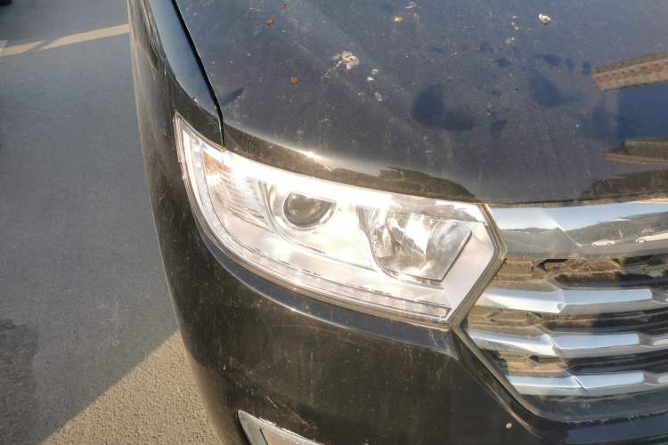 Used JAC Refine M3 2022 1.8L 7-seat Standard Edition
