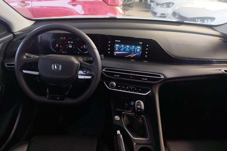 Used CHANGAN Eado 2022 PLUS 1.6L GDI Manual Elite Model Center Console