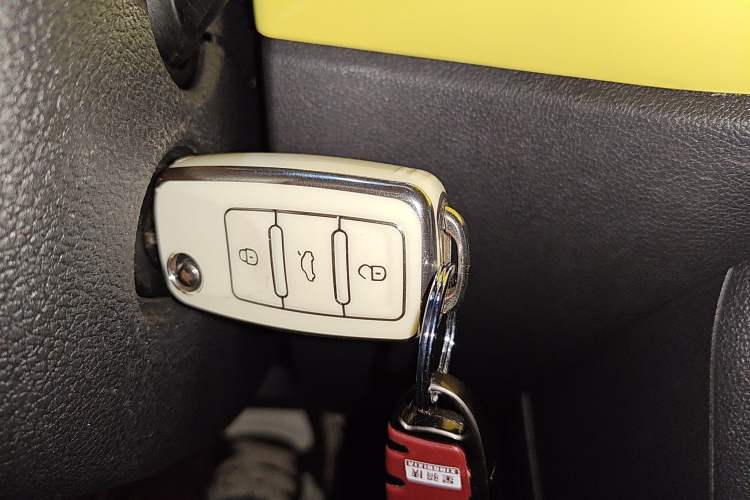 Used Volkswagen Beetle 2013 1.2TSI Comfort Model Vehicle Key