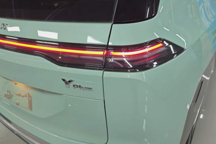 Used AION Y 2023 Younger Right Rear Taillight