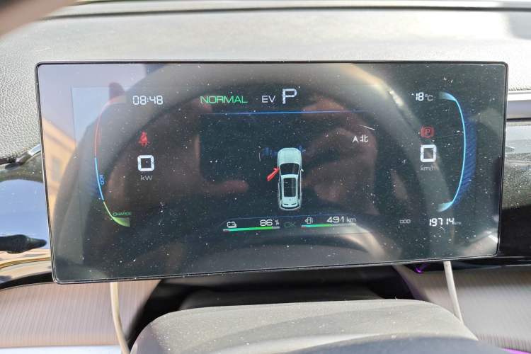 Used BYD Song Pro New Energy 2024 HONOR Edition DM-i 71KM Navigation Model
