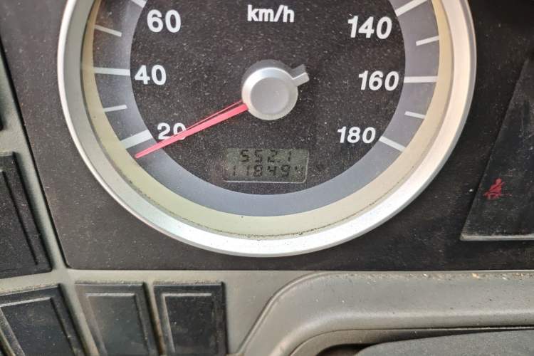 Used Iveco Daily 2014 2.5T-A35 NJ6484ACM47Z4