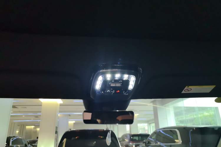 Used Zeekr 9X 2025 Hyper Edition
