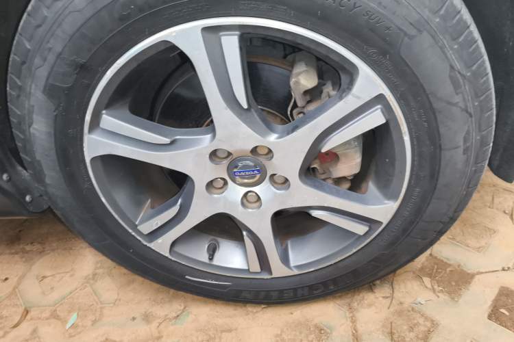 Used Volvo XC60 2014 T5 Zhiyi Edition
