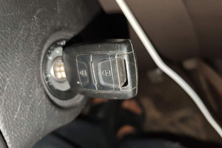 Used Wuling Hongguang V 2019 1.5L Enjoyment Version China VI LAR
