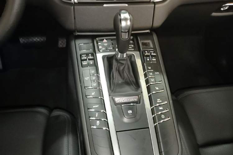 Used Porsche Macan 2017 Macan 2.0T
