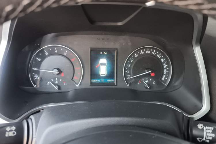 Used Wey VV5 2019 1.5T Two-Wheel Drive Color Pioneer