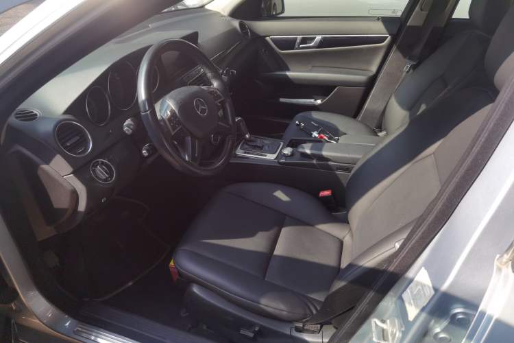 Used Mercedes-Benz C-Class 2013 C 180 Classic Grand Edition