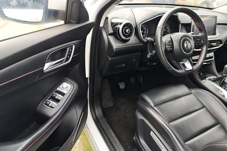 Used MG HS 2018 20T Manual Two-Wheel Drive Hormone-Driven Edition China V Standard