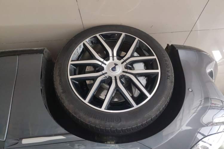 Used Denza Z9 2024 1100 km Four-Wheel Drive Max Version