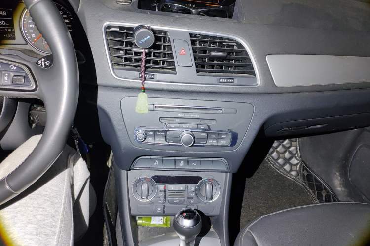 Used Audi Q3 2017 35 TFSI Fashion Model
