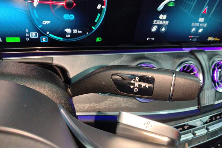 Used Mercedes-Benz E-Class New Energy 2022 Restyled E 350 e L Plug-in Hybrid Sedan Gear Lever