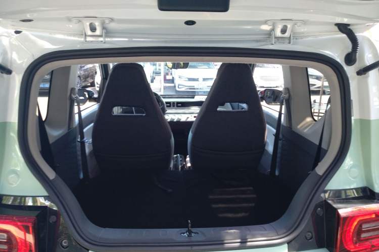 Used Wuling Hongguang MINIEV 2022 Macaron Premium Model – Lithium Iron Phosphate