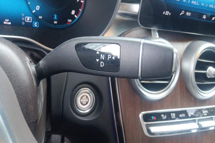 Used Mercedes-Benz GLC 2021 GLC 300 L 4MATIC Luxury Model Gear Lever