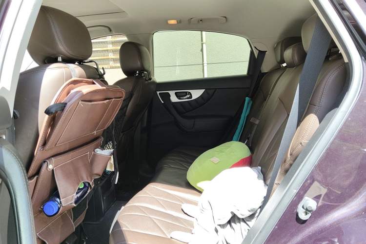 Used Infiniti QX70 2013 3.7L Standard Edition Left Rear Seat