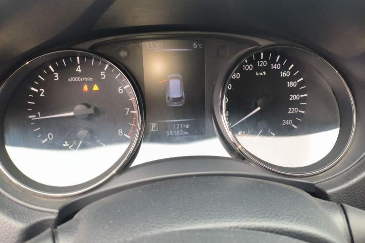 Used Nissan X-Trail 2020 2.5L XL ITS CVT 4WD Deluxe Navigation Edition Odometer Close Up