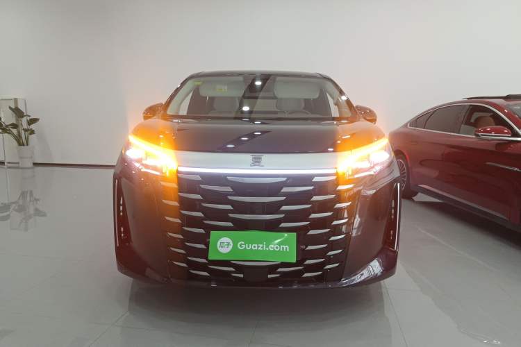 Used BYD Xia 2025 DM-i 1.5T 180km Excellence Model
