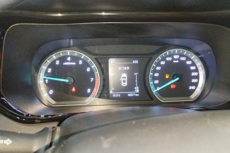 Used CHANGAN OSHAN X5 2021 1.5T DCT Luxury Edition Instrument Cluster