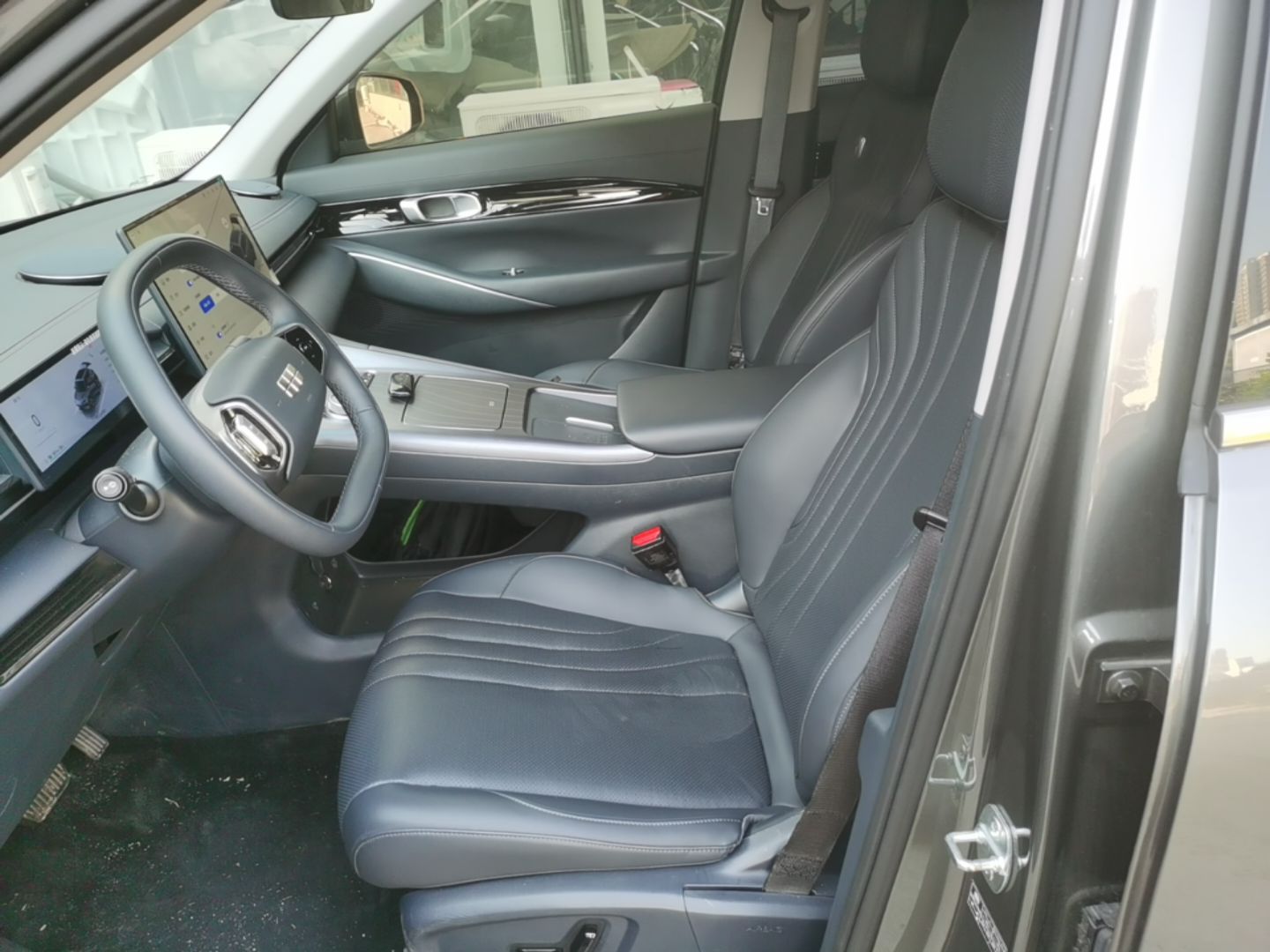 Geely Galaxy E5 2026 Model 610km Exploration+ Edition — снимка 17