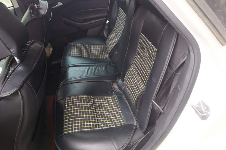 Used Ford Focus 2012 Hatchback 1.6L Manual Fashion Edition