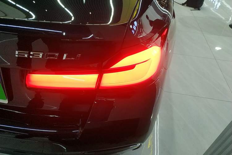 Used BMW 5 Series 2023 530Li Leading Model M Sport Package
