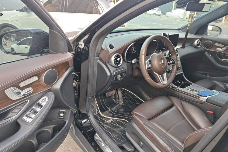 Used Mercedes-Benz GLC 2022 GLC 260 L 4MATIC Luxury Model Driver Seat