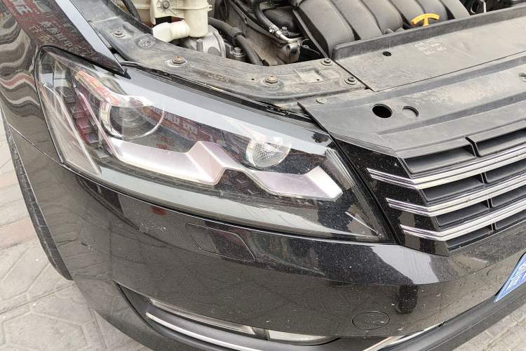 Used Volkswagen Passat 2011 3.0L V6 DSG Flagship Deluxe Edition