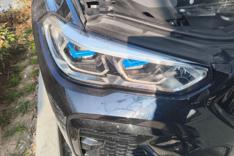 Used BMW X6 2022 xDrive40i M Sport Package Right Front Headlight