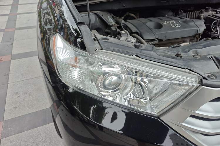 Used Toyota Highlander 2012 2.7L Two-Wheel Drive 7-Seater Elite Edition