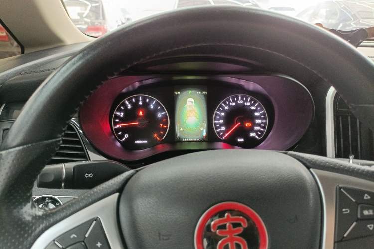 Used BYD Song MAX 2018 1.5T Automatic Smart Connect Elite Model with 6 Seats