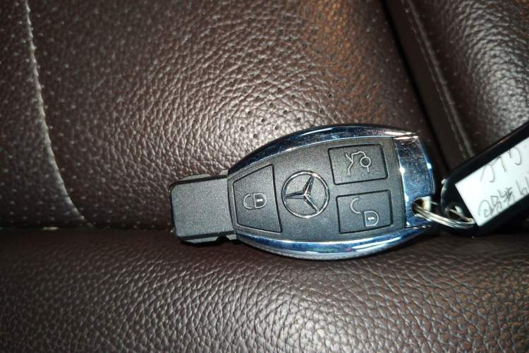 Used Mercedes-Benz GLC 2019 Facelift GLC 260 L 4MATIC Luxury Model Interior 1