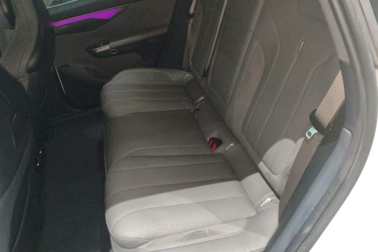 Used Lynk & Co 07 2024 EM-P 126 Long-Range Ultra Left Rear Seat