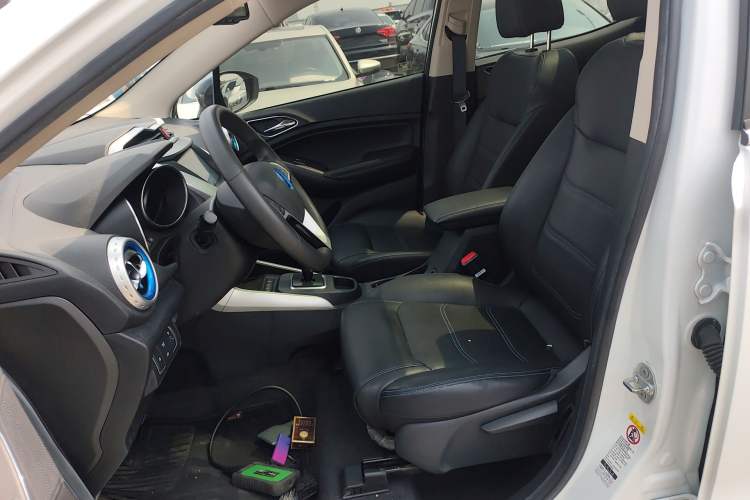 Used BYD Yuan New Energy 2018 EV360 Smart Connect Cool Edition
