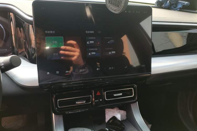 Used GAC Trumpchi GS8 2022 Linghang Series 2.0 TGDI Two-Wheel-Drive Luxury Smart Connectivity Version (7 Seats)