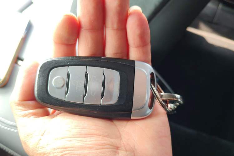 Used Hongqi H9 2020 2.0T Smart Connect Flagship Edition Vehicle Key