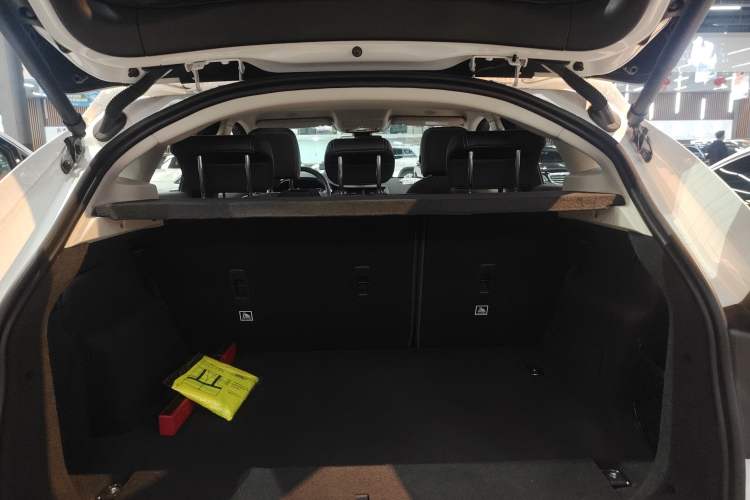 Used Jaguar E-PACE 2024 All-New R-DYNAMIC S Sport Edition
