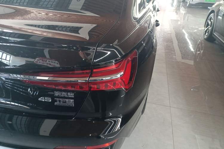 Used Audi A6L 2024 45 TFSI quattro Prestige Dynamic Edition
