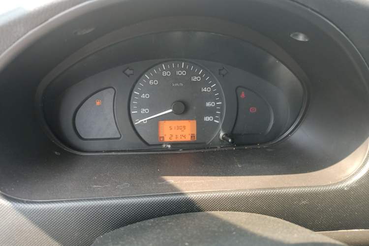 Used Wuling Rongguang Small Truck 2020 1.5L Base Version China VI Standard Single-Row L3C Instrument Cluster