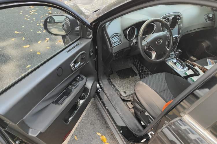 Used GAC Trumpchi GS5 2014 1.8T Automatic Two-Wheel Drive Supreme Edition