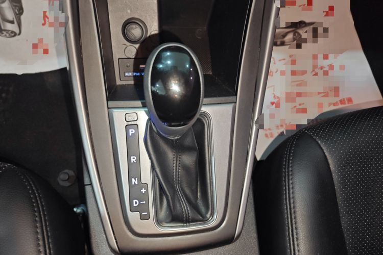 Used Hyundai Elantra (5th Generation / Langdong) 2016 1.6L Automatic Smart Version